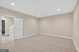 7920 Shreve Rd, Falls Church, VA 22043 - Photo 45
