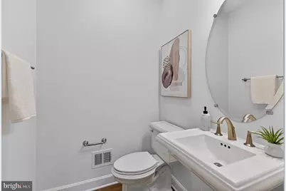 7920 Shreve Road, Falls Church, VA 22043 - Photo 17