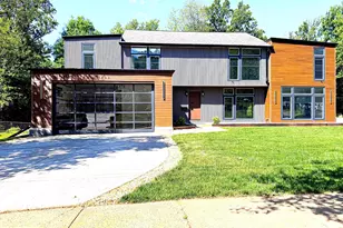 7405 Sportsman Dr, Falls Church, VA 22043 - Photo 1