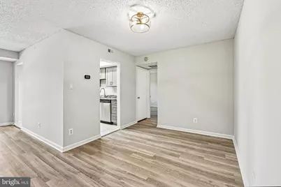 10225 Valentino Drive #7212, Oakton, VA 22124 - Photo 7