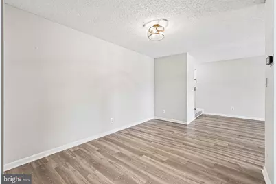 10225 Valentino Drive #7212, Oakton, VA 22124 - Photo 9