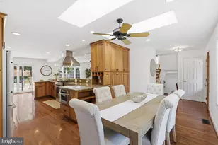 2423 Rocky Branch Rd, Vienna, VA 22181 - Photo 11
