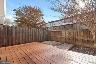 9533 Ashbridge Ct, Burke, VA 22015 - Photo 27