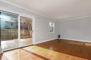 9533 Ashbridge Ct, Burke, VA 22015 - Photo 9
