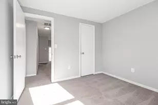 9533 Ashbridge Ct, Burke, VA 22015 - Photo 19