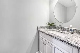 9533 Ashbridge Ct, Burke, VA 22015 - Photo 11