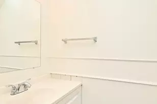 5225 Leeward Ln, Alexandria, VA 22315 - Photo 15