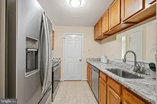 5707 Olde Mill Ct, Alexandria, VA 22309 - Photo 7