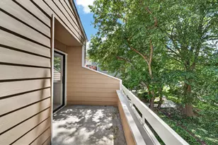 1917 Villaridge Dr, Reston, VA 20191 - Photo 5