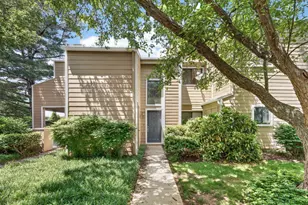 1917 Villaridge Dr, Reston, VA 20191 - Photo 1