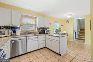 404 Tapawingo Rd SE, Vienna, VA 22180 - Photo 11