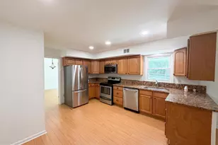 3211 Fox Mill Rd, Oakton, VA 22124 - Photo 17
