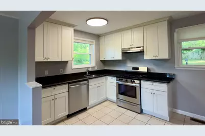 556 Orchard Street NW, Vienna, VA 22180 - Photo 7