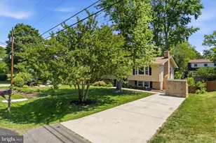 8627 Braddock Ave, Alexandria, VA 22309 - Photo 33