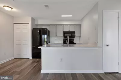 8610 Beekman Pl #D, Alexandria, VA 22309 - Photo 5