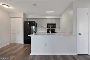 8610 Beekman Pl, Alexandria, VA 22309 - Photo 5
