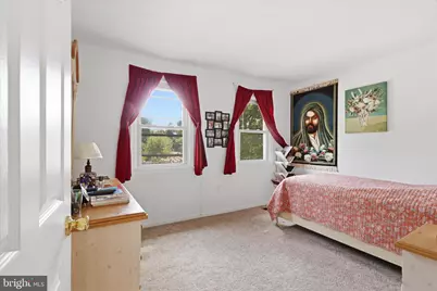 211 Whispering Wind Court SE, Vienna, VA 22180 - Photo 23