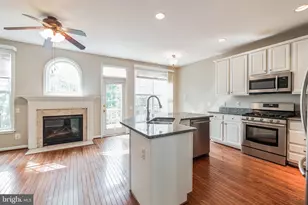 12876 Fair Valley Ct, Fairfax, VA 22033 - Photo 5