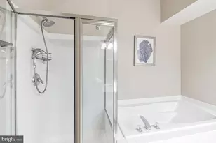 12876 Fair Valley Ct, Fairfax, VA 22033 - Photo 15
