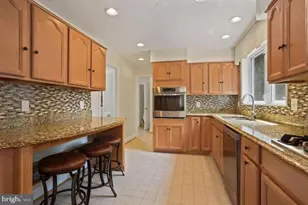 1824 Dalmation Dr, McLean, VA 22101 - Photo 1