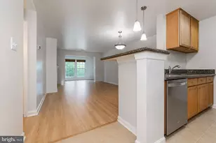 10300 Appalachian Cir, Oakton, VA 22124 - Photo 17
