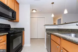 10300 Appalachian Cir, Oakton, VA 22124 - Photo 23