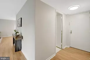 3101 S Manchester Street S, Falls Church, VA 22044 - Photo 3