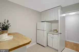 3101 S Manchester Street S, Falls Church, VA 22044 - Photo 5