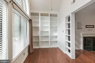 2811 Lee Oaks Ct, Falls Church, VA 22046 - Photo 13