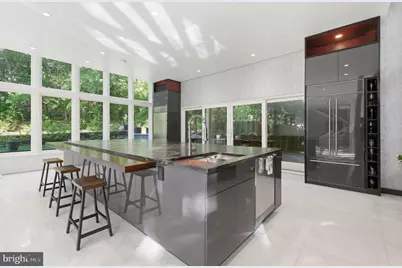 6304 Old Dominion Drive, McLean, VA 22101 - Photo 11