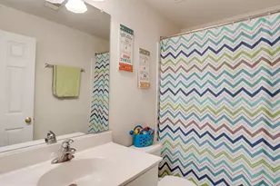 8250 Red Carnation Ct, Lorton, VA 22079 - Photo 29