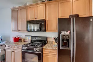 8250 Red Carnation Ct, Lorton, VA 22079 - Photo 21