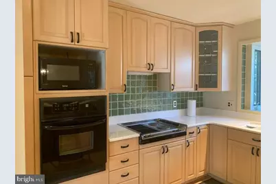 1902 Foxhall Road, McLean, VA 22101 - Photo 5
