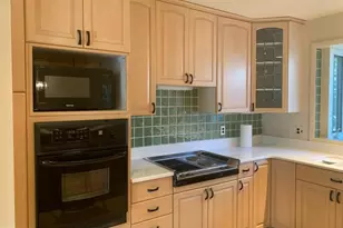 1902 Foxhall Rd, McLean, VA 22101 - Photo 5