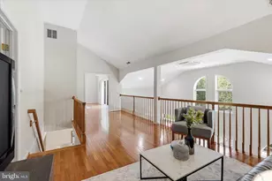 6256 Woodfair Dr, Fairfax Station, VA 22039 - Photo 17