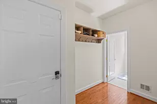 8717 Flowering Dogwood Ln, Lorton, VA 22079 - Photo 43
