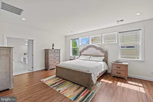 8717 Flowering Dogwood Ln, Lorton, VA 22079 - Photo 17