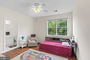 8717 Flowering Dogwood Ln, Lorton, VA 22079 - Photo 33