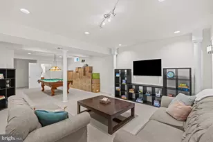 8717 Flowering Dogwood Ln, Lorton, VA 22079 - Photo 49