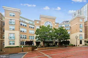 12000 Market St, Reston, VA 20190 - Photo 59