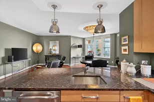 8220 Crestwood Heights Dr, McLean, VA 22102 - Photo 25