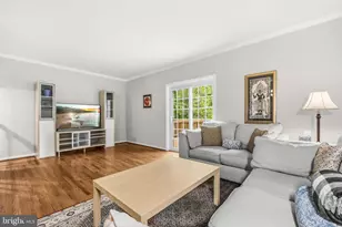 11938 Sentinel Point Ct, Reston, VA 20191 - Photo 5