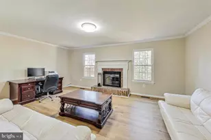 6415 Old Scotts Ct, Springfield, VA 22152 - Photo 5