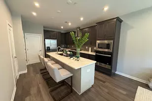 7567 Sawyer Farm Wy, McLean, VA 22102 - Photo 3