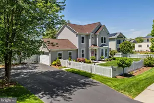 633 Spring St, Herndon, VA 20170 - Photo 5