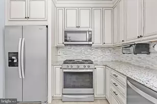 633 Spring St, Herndon, VA 20170 - Photo 23