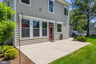 633 Spring St, Herndon, VA 20170 - Photo 43