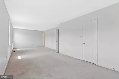 4613 Fillingame Drive, Chantilly, VA 20151 - Photo 15