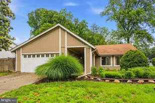 10410 Nellie White Ln, Fairfax, VA 22032 - Photo 25