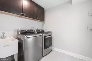 2638 Oakton Glen Dr, Vienna, VA 22181 - Photo 17